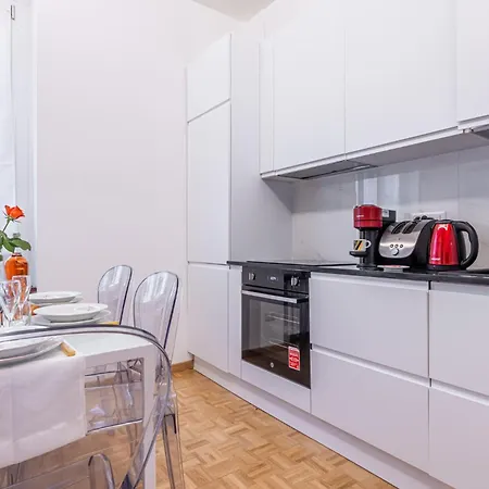 2 Bedroom - Chinatown 아파트 *