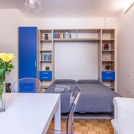 2 Bedroom - Chinatown 아파트 밀라노