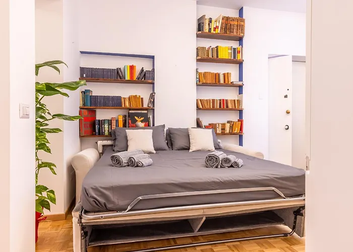 2 Bedroom - Chinatown Apartmán
